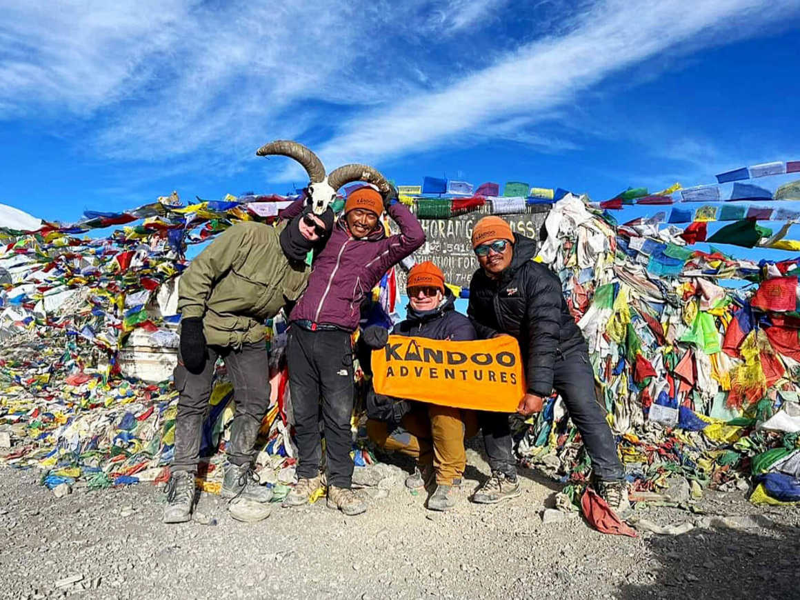 2022 Kandoo group at Thorung La Pass