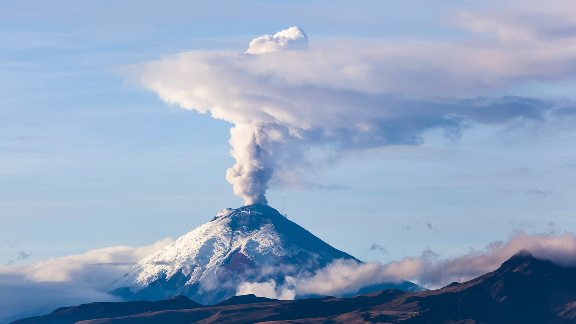 cotopaxi-during-an-eruption
