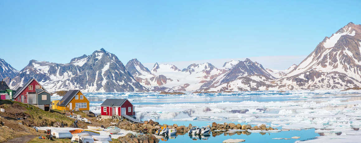 Icebergs-in-Semilik-bay-Greenland