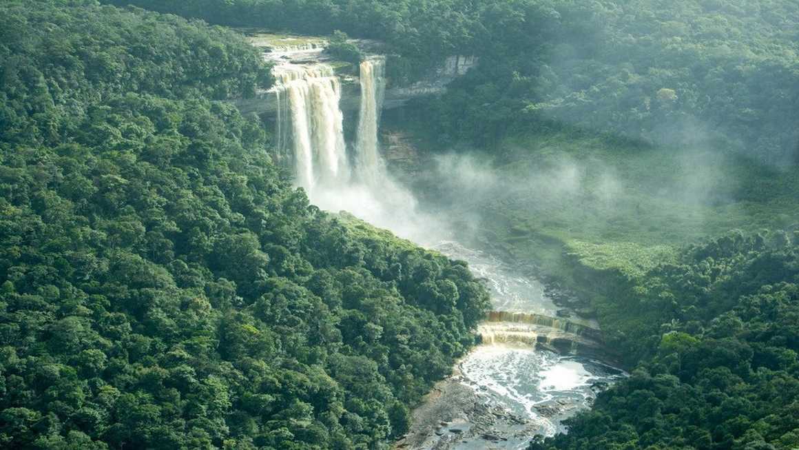 Kamarang Falls, Guyana
