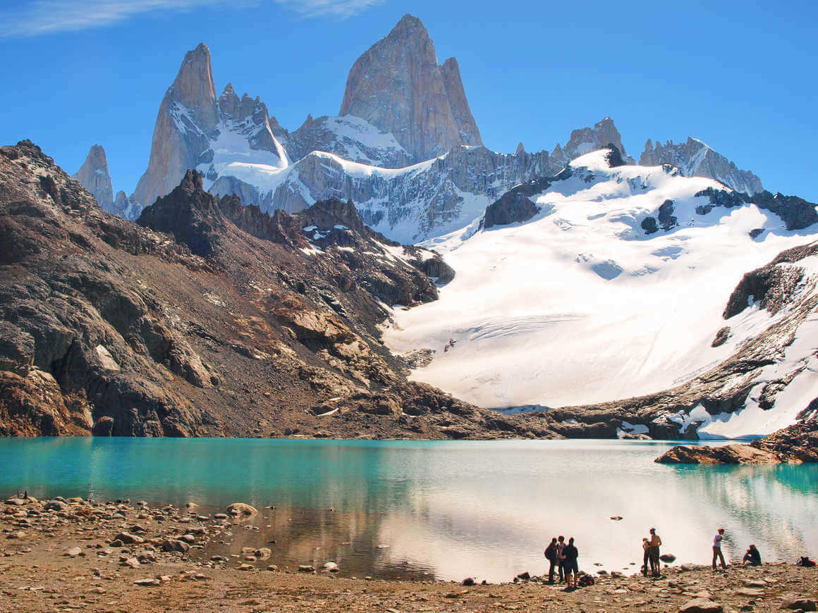 lake in el chalten national park