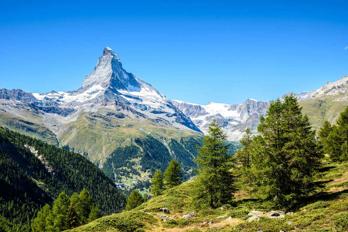 View-of-the-matterhorn-from-the-valley