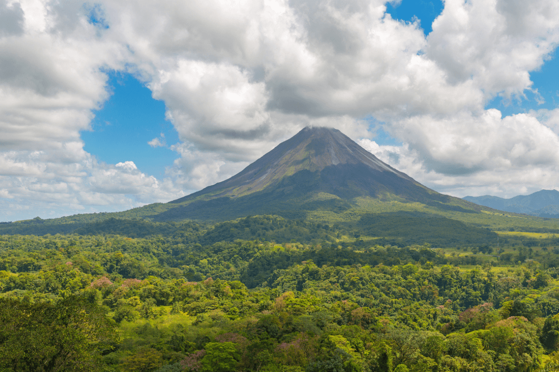 Arenal volcano in San Jose