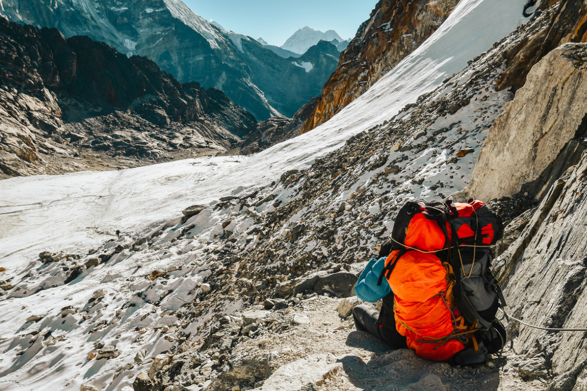 Backpack rests on viewpoint trekking Everest base camp trail