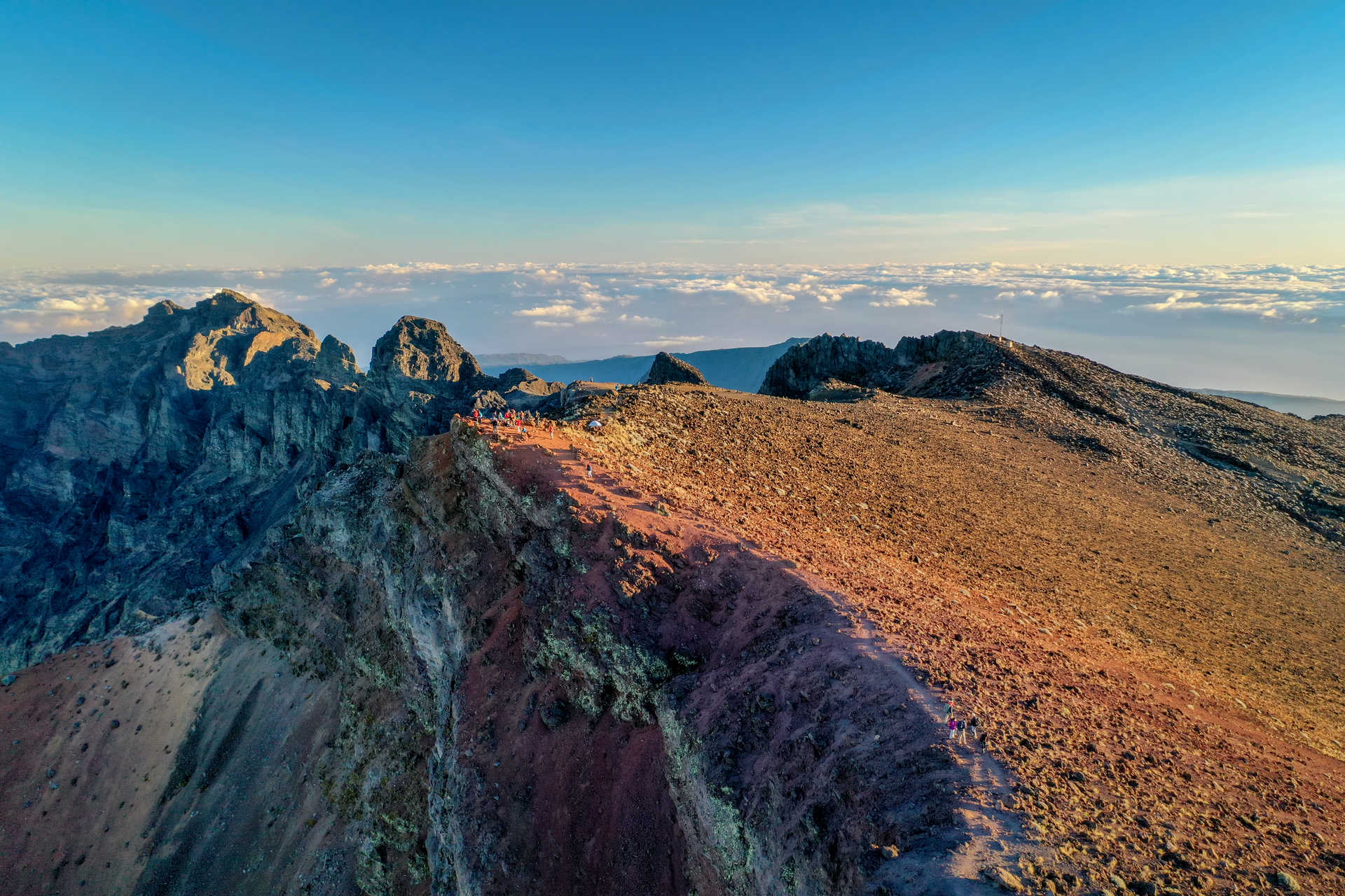 Hiking at the summit of Piton des Neiges