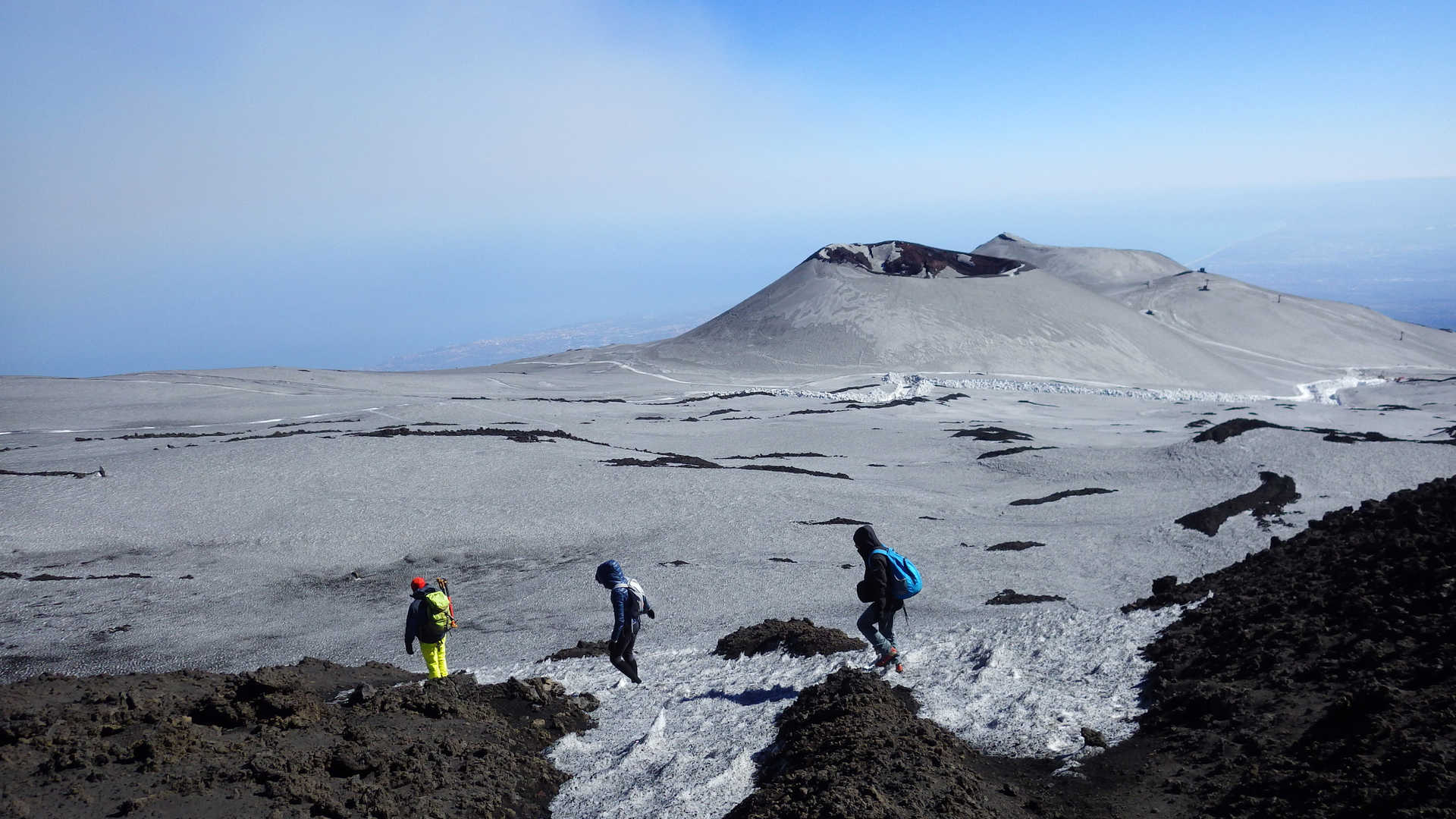 Hiking down the Mt Etna in Sicily