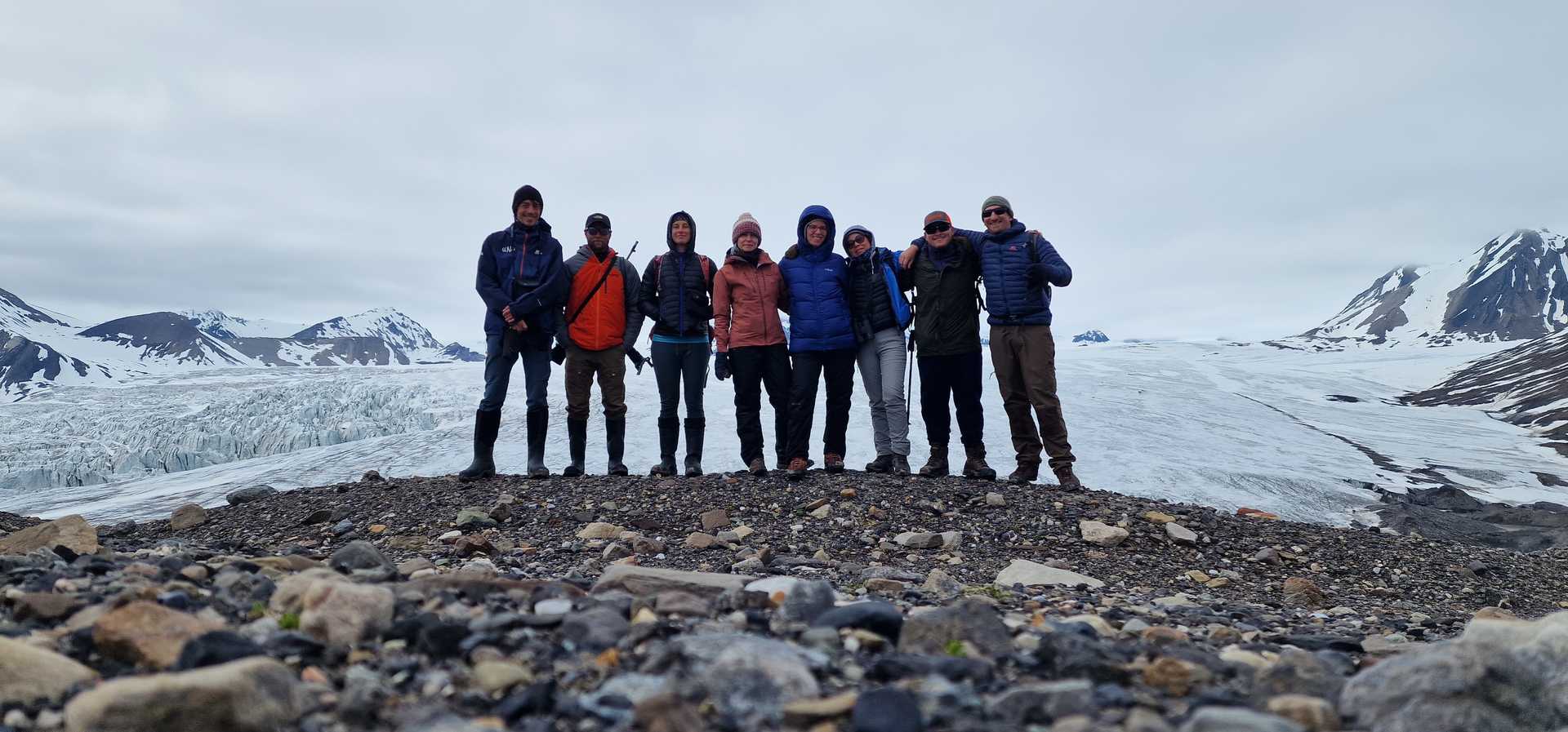 Kandoo group and guides on expedition