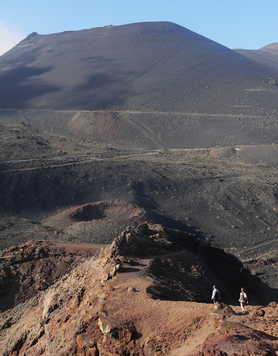 Hiking with a view on volcano Teneguia