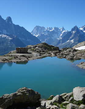 Lac Blanc in front of the Mont Blanc massif