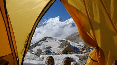 Basecamp in front of the Dhaulagiri