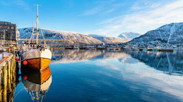 Boat-moored-in-Tromso-harbour