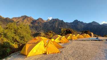 camp-all-set-up-ready-for-trekkers-to-arrive