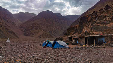 campsite-at-Lac-D'Ifni