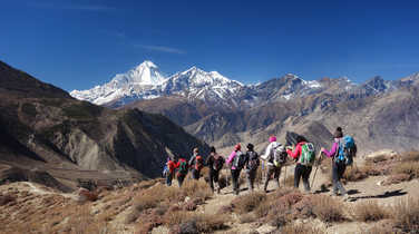 Hikers during the Annapurnas Tour