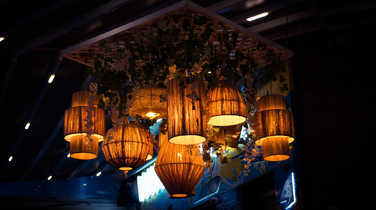 lights-in-restaurant-in-Marrakesh