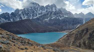 looking-back-at-the-largest-of-the-gokyo-lakes