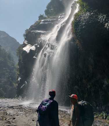 a-beautiful-roadside-waterfall