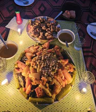 candle-light-dinner-at-camp