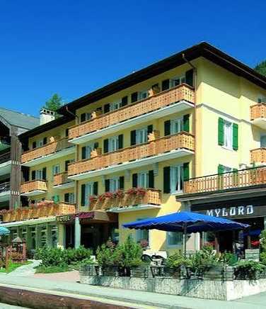 Chalet hotel on Best f Tour du Mont Blanc