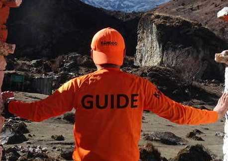 Kandoo guide in Bhutan