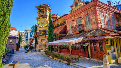 vibrant-colours-of-tbilisi-old-town