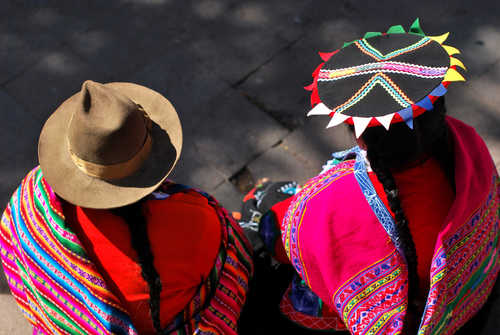Cholitas in Peru
