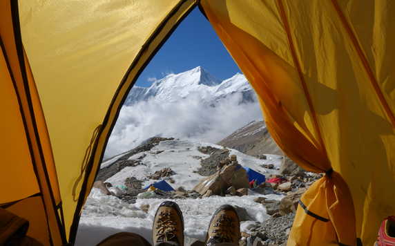 Basecamp in front of the Dhaulagiri