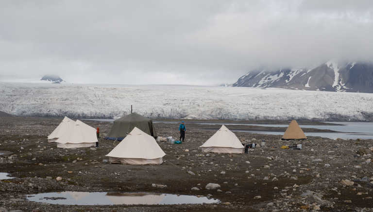 Camp at Ymerbukta