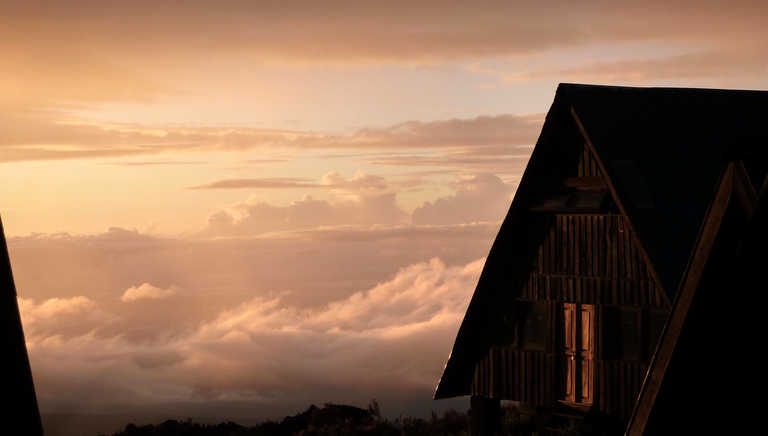 horombo-huts-at-sunset