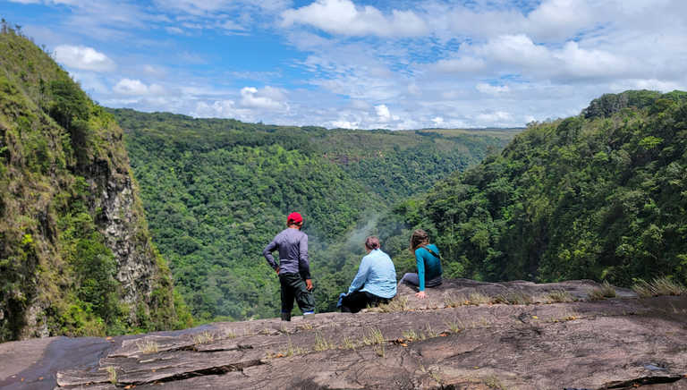 Looking-down-on-kamarang-falls