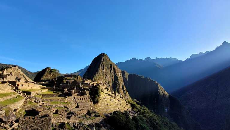 sun-rising-over-machu-picchu