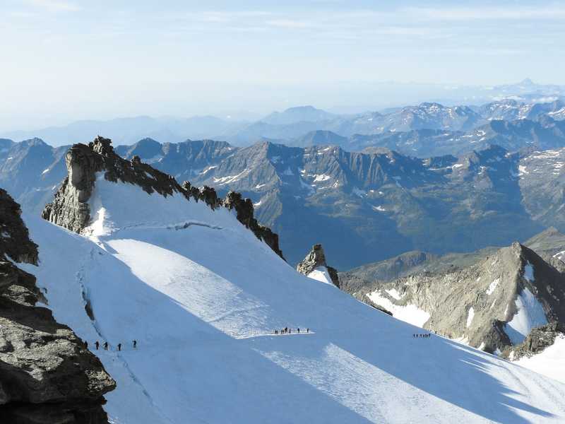 Climbers on their way to the Gran Paradiso